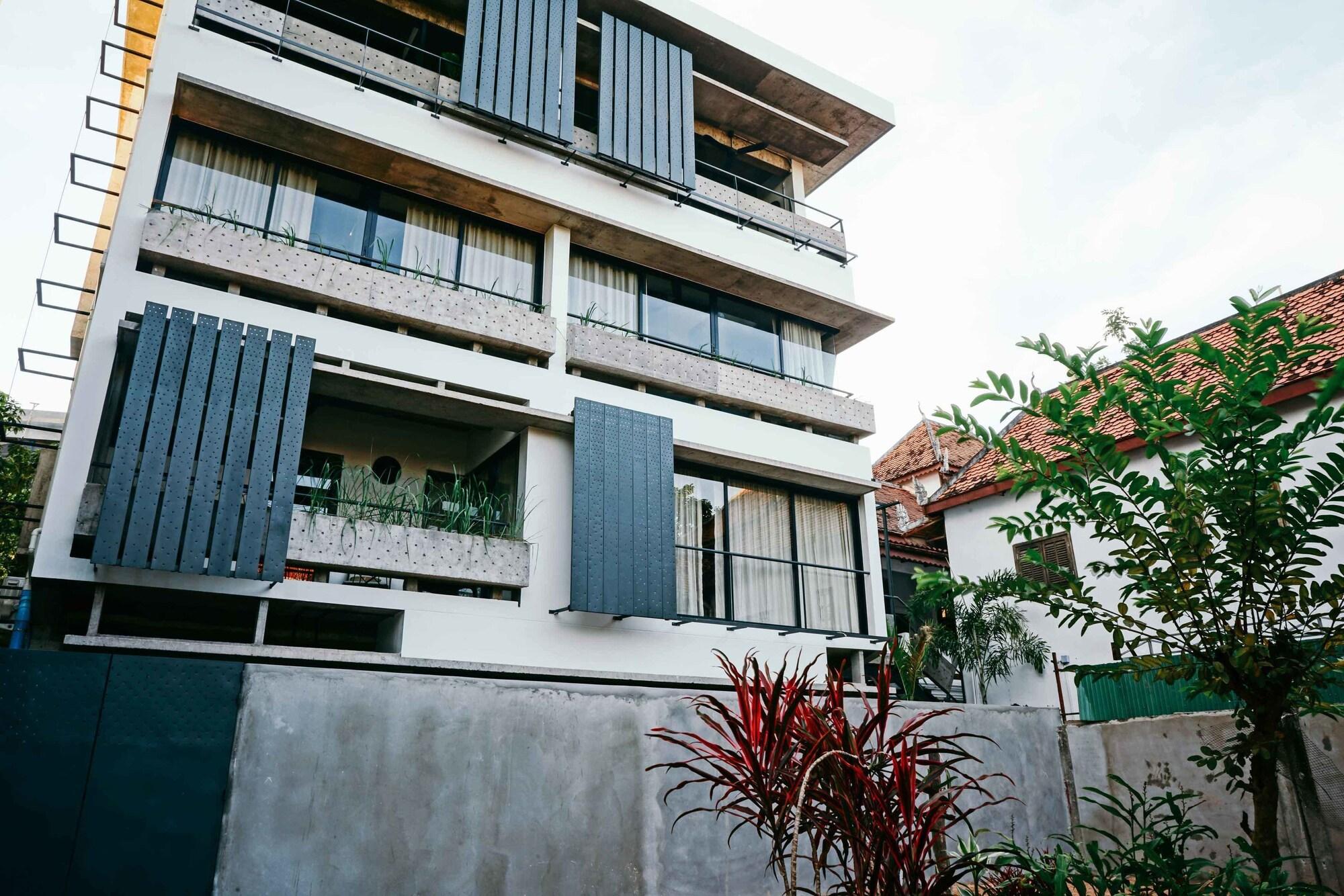 Rambutan – 4*